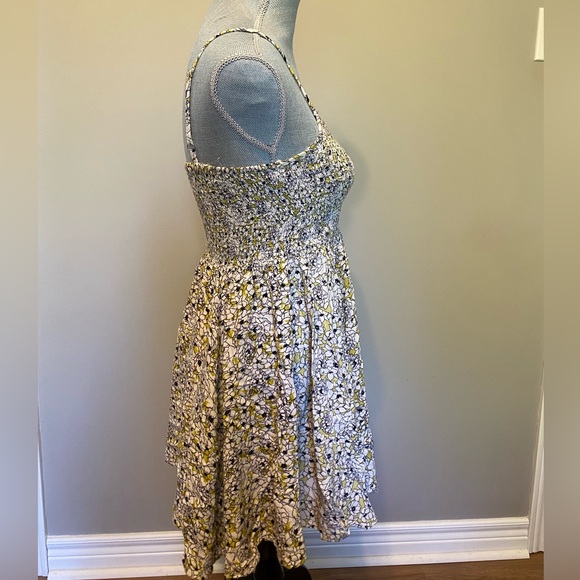 Angie Smocked Floral Dress - Picture 3 of 10